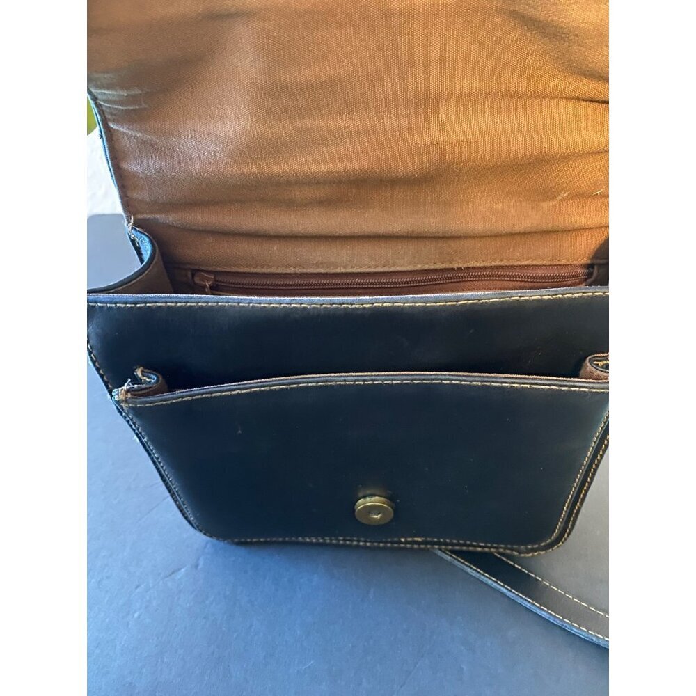 G.H. Bass Dark Brown "Willis" Style Oiled Leather Crossbody Bag - Picture 10 of 14